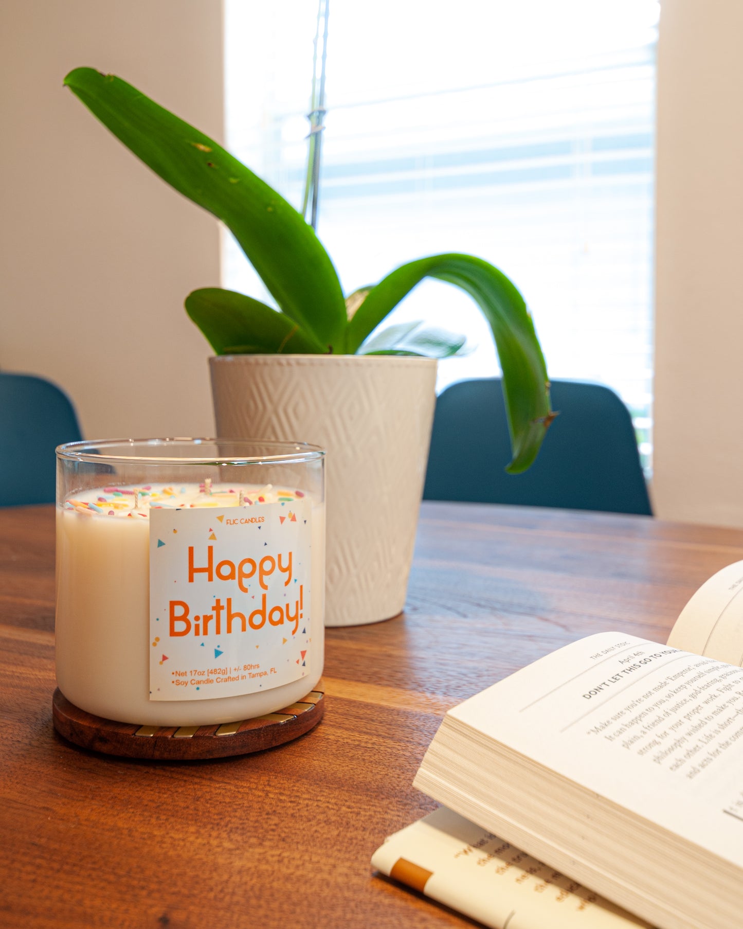 Happy Birthday Candle 17 OZ