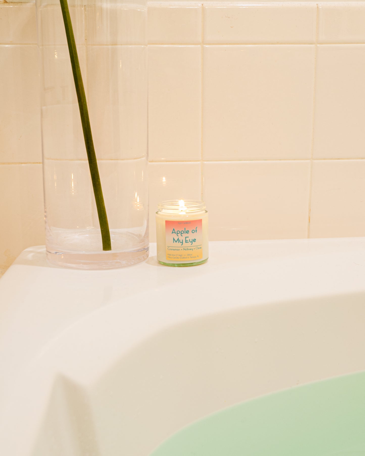 Apple Of My Eye Candle 4 OZ