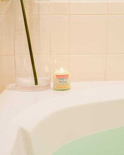 Apple Of My Eye Candle 4 OZ